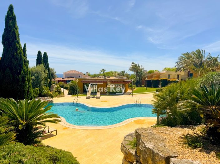 Image No.22-Commercial à vendre à Lagos