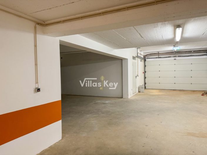 Image No.30-Commercial à vendre à Lagos