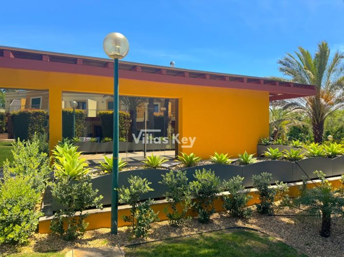 Image No.4-Commercial à vendre à Lagos