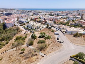 id69fa8001-0000-0500-0000-000013a3ccb2