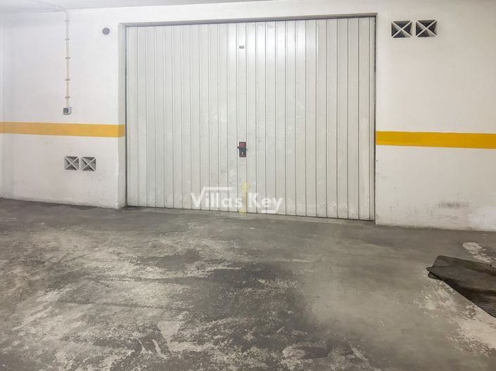 Image No.17-3 Bed Apartment for sale