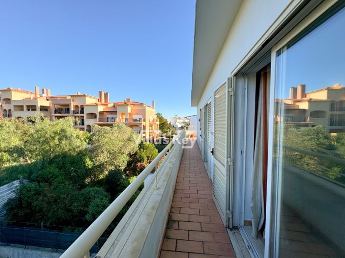 Image No.23-3 Bed Apartment for sale