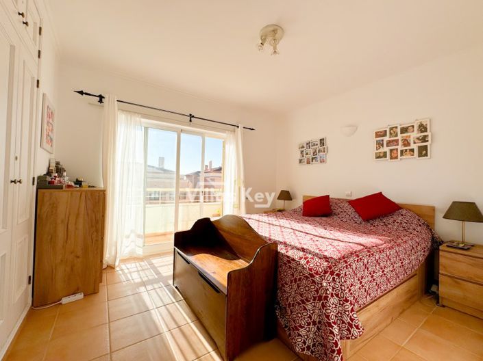 Image No.8-3 Bed Apartment for sale