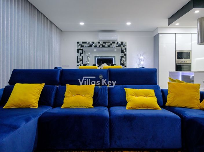 Image No.11-4 Bed House for sale