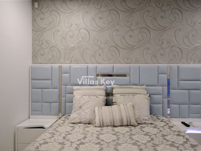 Image No.23-4 Bed House for sale