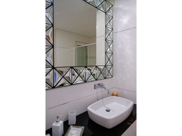 Image No.26-4 Bed House for sale