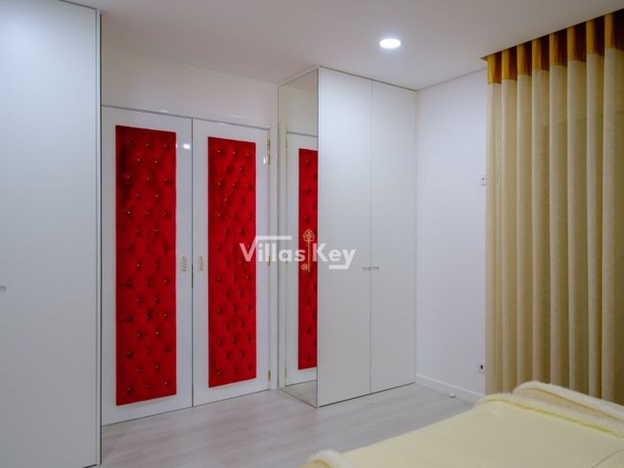 Image No.31-4 Bed House for sale