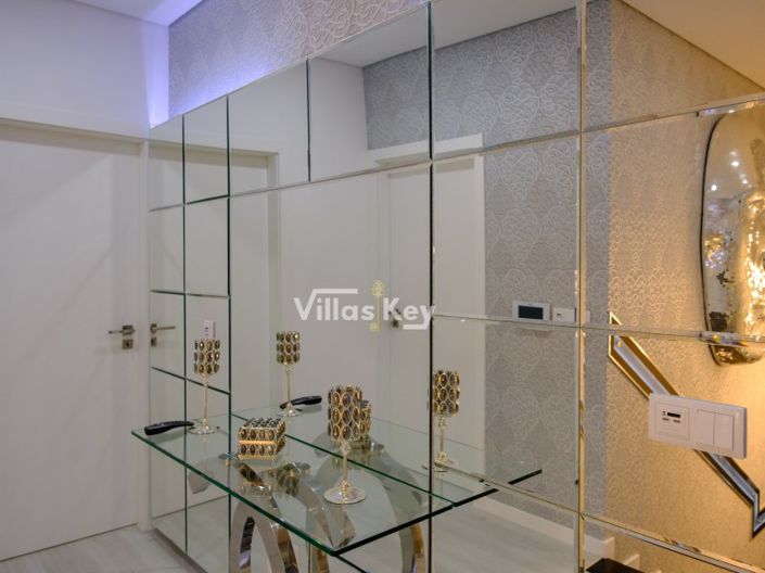 Image No.34-4 Bed House for sale