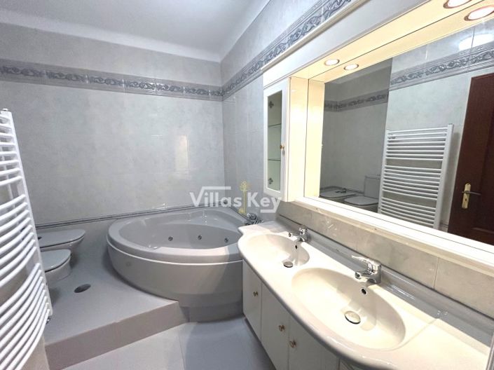 Image No.18-Maison de 3 chambres à vendre à Lagos