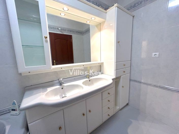 Image No.19-Maison de 3 chambres à vendre à Lagos