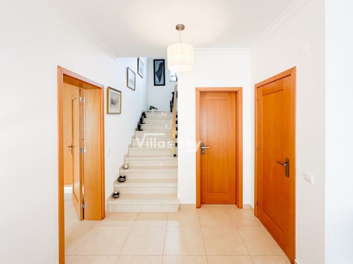 Image No.15-3 Bed Apartment for sale