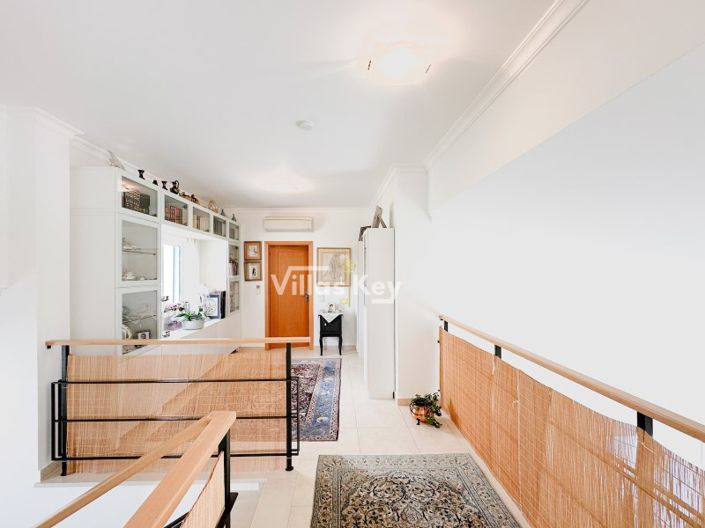 Image No.17-3 Bed Apartment for sale