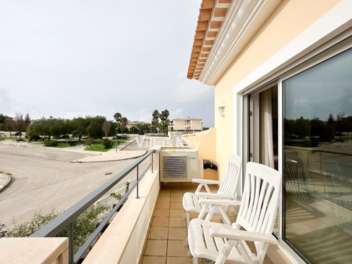 Image No.27-3 Bed Apartment for sale