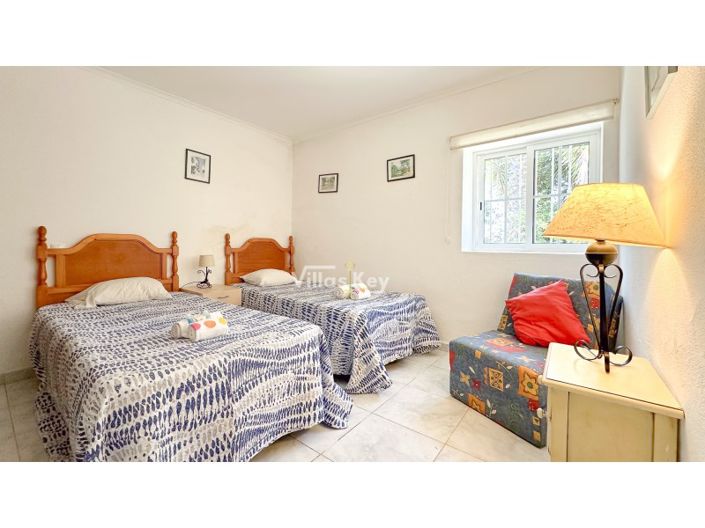 Image No.11-4 Bed Farmhouse for sale