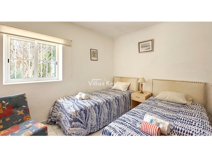 Image No.13-4 Bed Farmhouse for sale