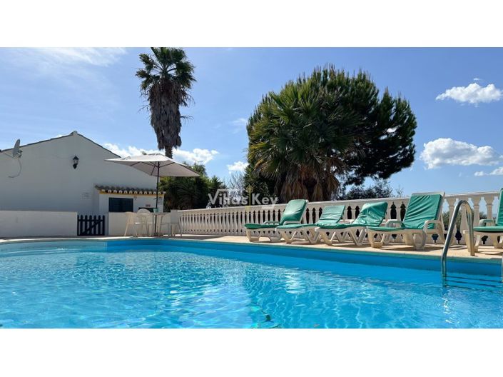 Image No.16-4 Bed Farmhouse for sale