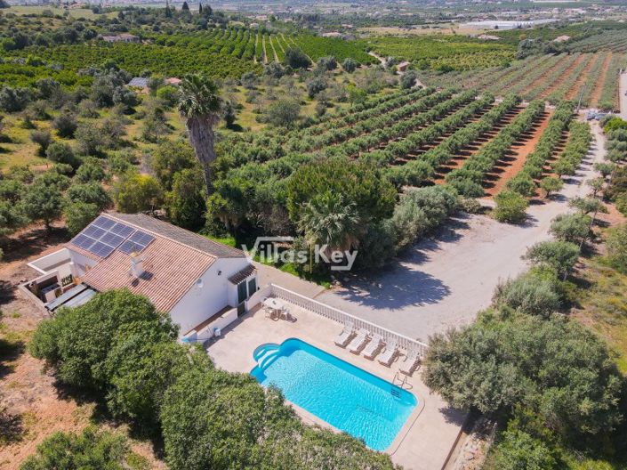 Image No.21-4 Bed Farmhouse for sale