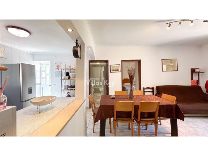 Image No.3-4 Bed Farmhouse for sale