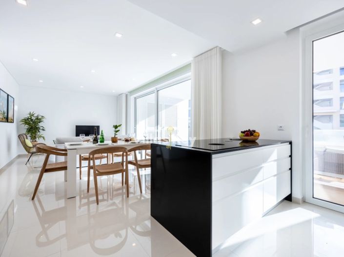 Image No.3-Appartement de 3 chambres à vendre à Lagos