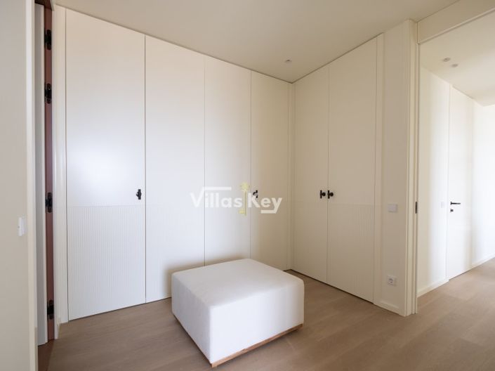 Image No.24-1 Bed Apartment for sale