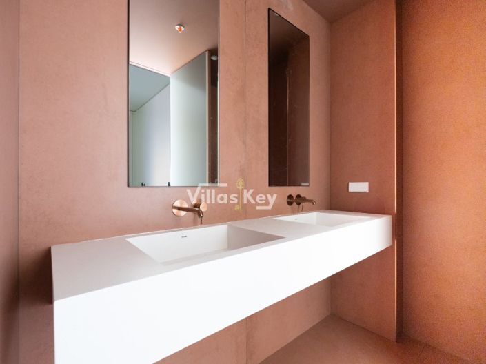 Image No.26-1 Bed Apartment for sale