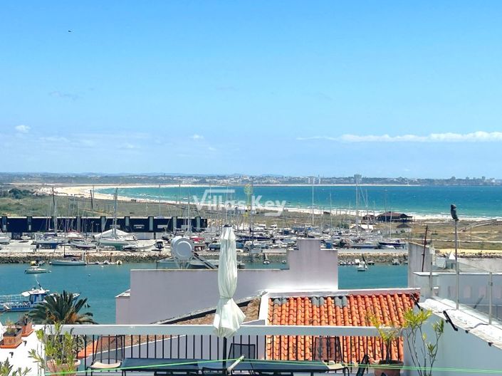 Image No.2-Maison de 4 chambres à vendre à Lagos