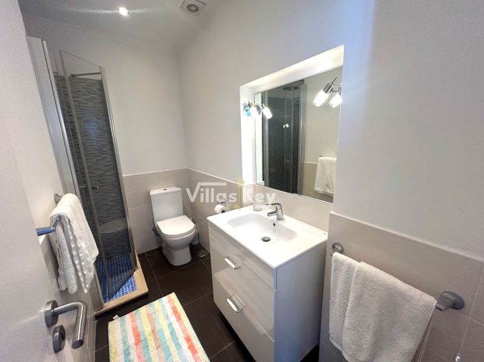 Image No.34-Maison de 4 chambres à vendre à Lagos