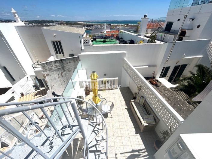 Image No.39-Maison de 4 chambres à vendre à Lagos