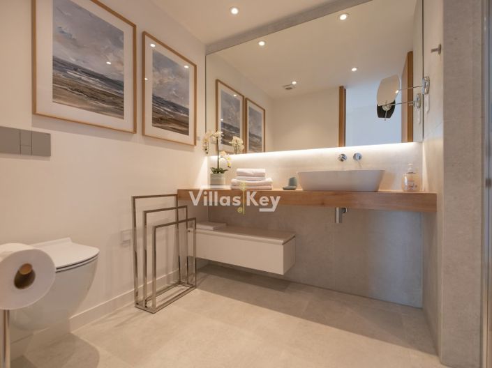 Image No.14-2 Bed Apartment for sale