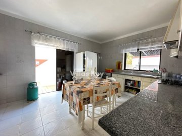 id43899a01-0000-0500-0000-0000157deb05