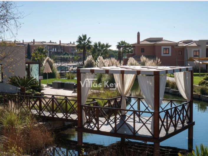 Image No.23-2 Bed Apartment for sale