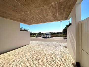 id05ad9d01-0000-0500-0000-000015c1a252