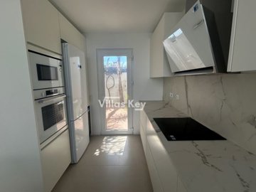 id17669e01-0000-0500-0000-000015cc0593