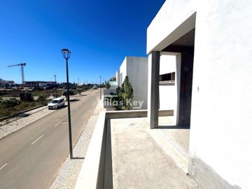 id6d699e01-0000-0500-0000-000015cc3887