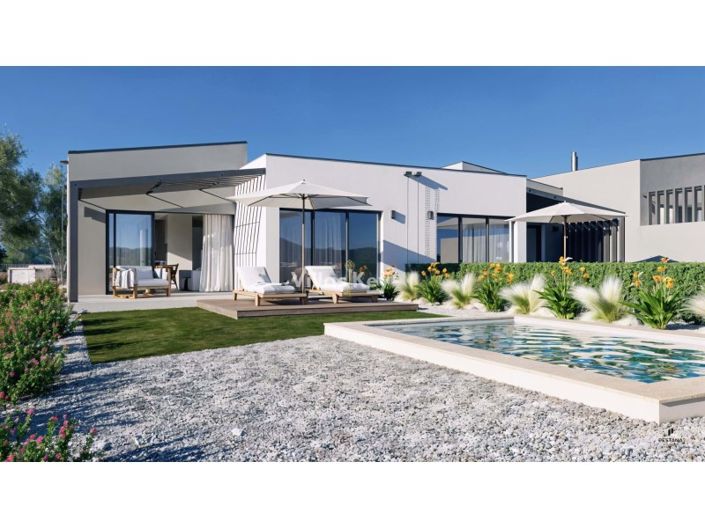 Image No.13-2 Bed House for sale