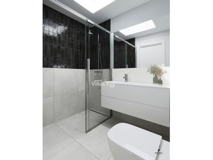 Image No.9-2 Bed House for sale