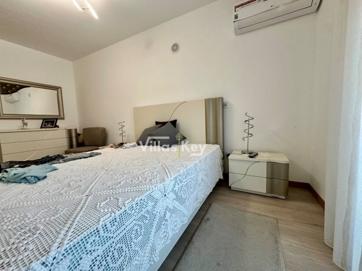 Image No.13-2 Bed Apartment for sale