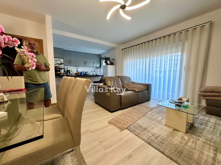 Image No.8-2 Bed Apartment for sale