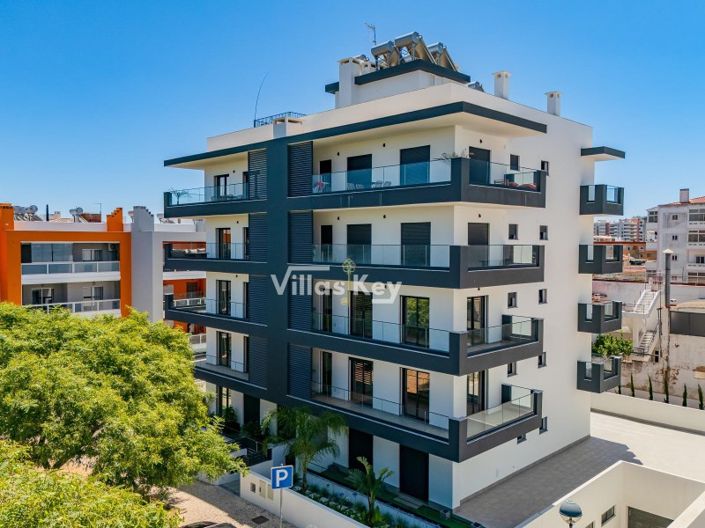 Image No.12-3 Bed Apartment for sale