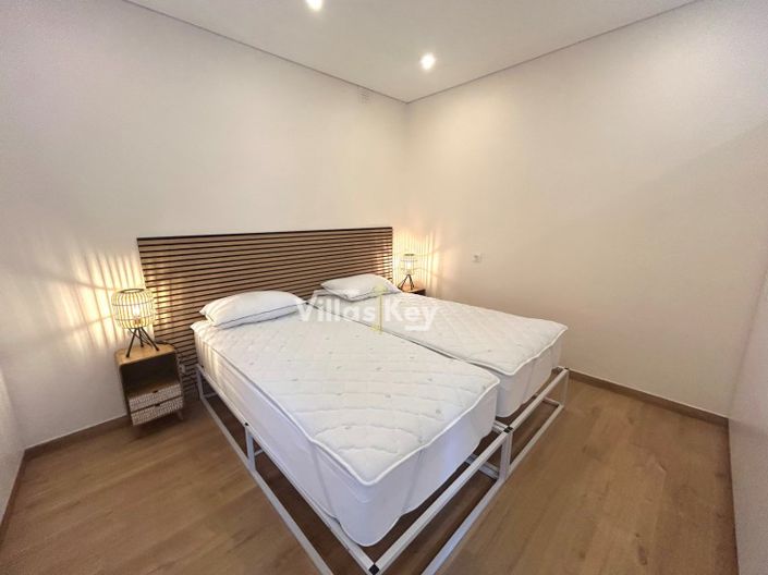 Image No.24-Maison de 7 chambres à vendre à Lagos