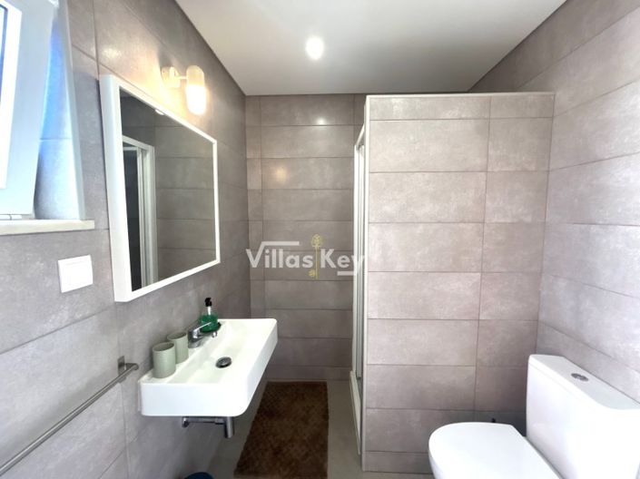 Image No.34-Maison de 7 chambres à vendre à Lagos