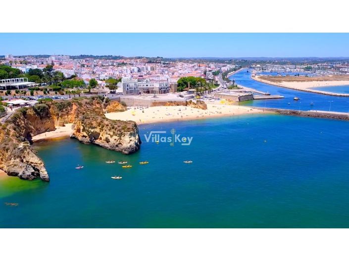 Image No.39-Maison de 7 chambres à vendre à Lagos