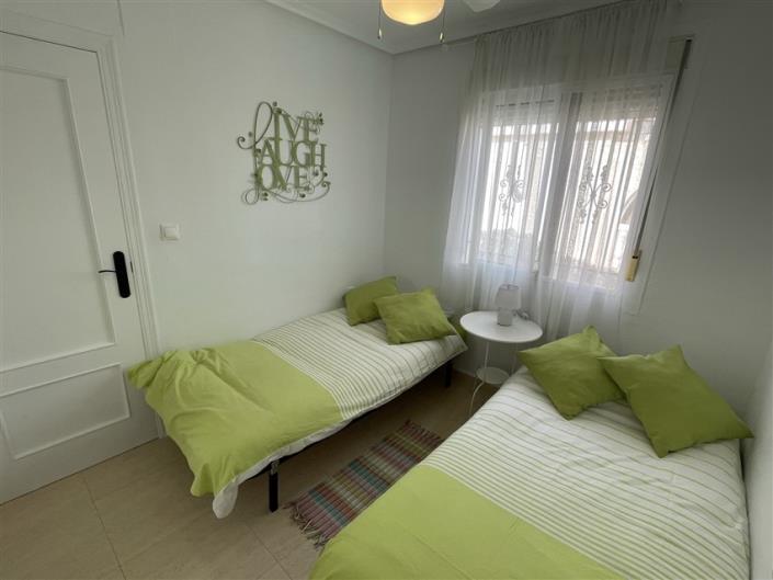 Image No.20-2 Bed Villa / Detached for sale