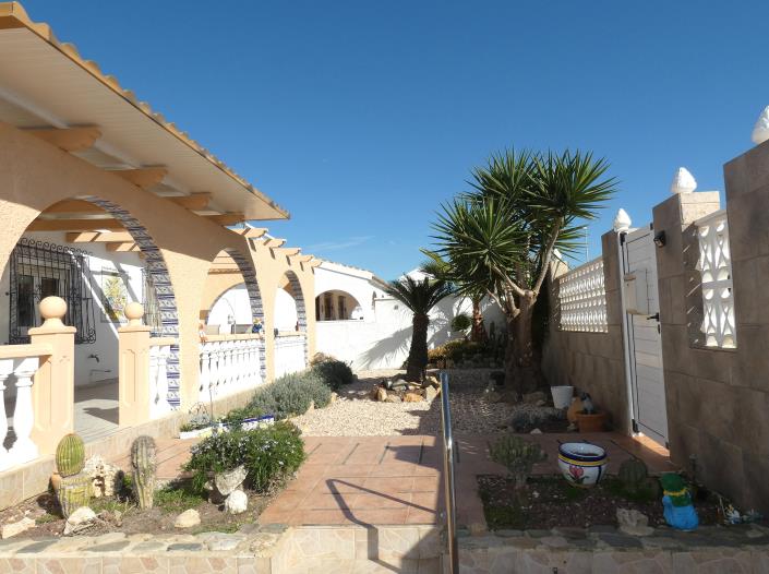 Image No.6-2 Bed Villa / Detached for sale