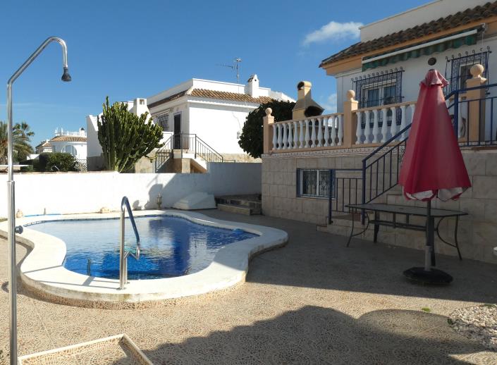 Image No.42-2 Bed Villa / Detached for sale