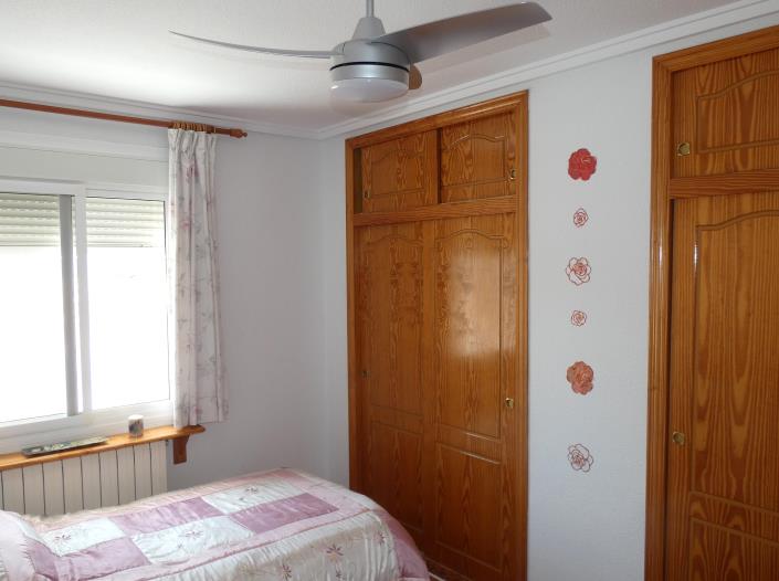 Image No.23-3 Bed Villa / Detached for sale