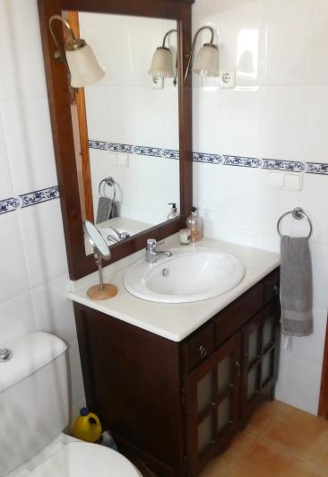 Image No.27-3 Bed Villa / Detached for sale