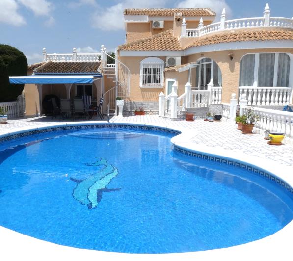 Image No.58-3 Bed Villa / Detached for sale