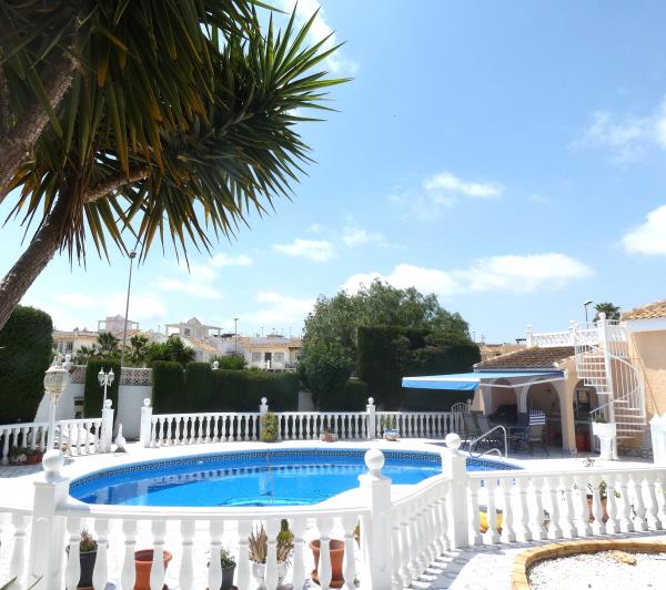 Image No.60-3 Bed Villa / Detached for sale