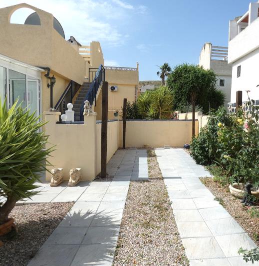 Image No.56-2 Bed Villa / Detached for sale